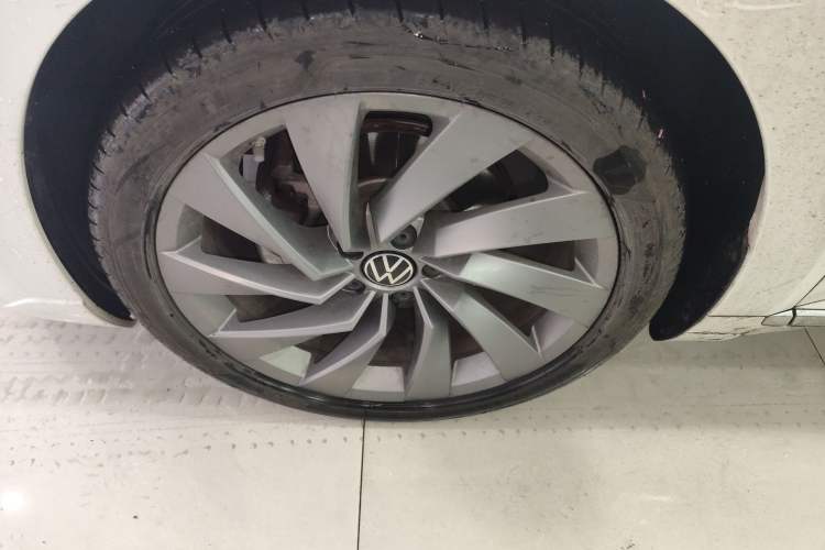 Used Volkswagen FAW-Volkswagen CC 2023 380TSI Striking Edition Exterior 4