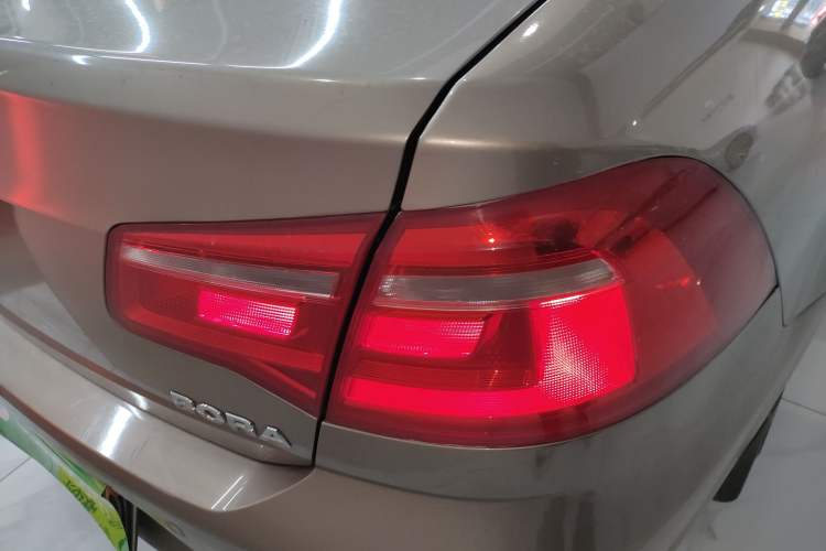 Used Volkswagen Bora 2014 1.6L Automatic Comfort Model
