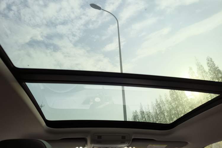 Used Volkswagen Tacqua 2021 1.5L Automatic 30th Anniversary Edition Headliner