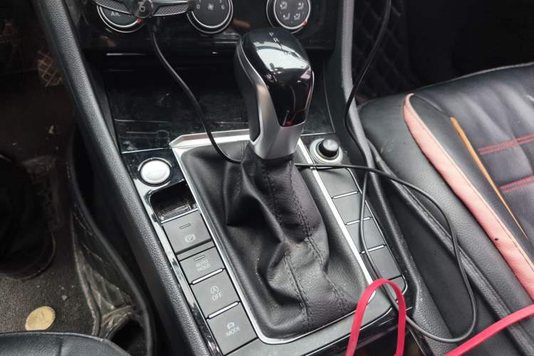 Used Volkswagen Sagitar 2020 280TSI DSG Comfort Version China VI Standard Gear Lever