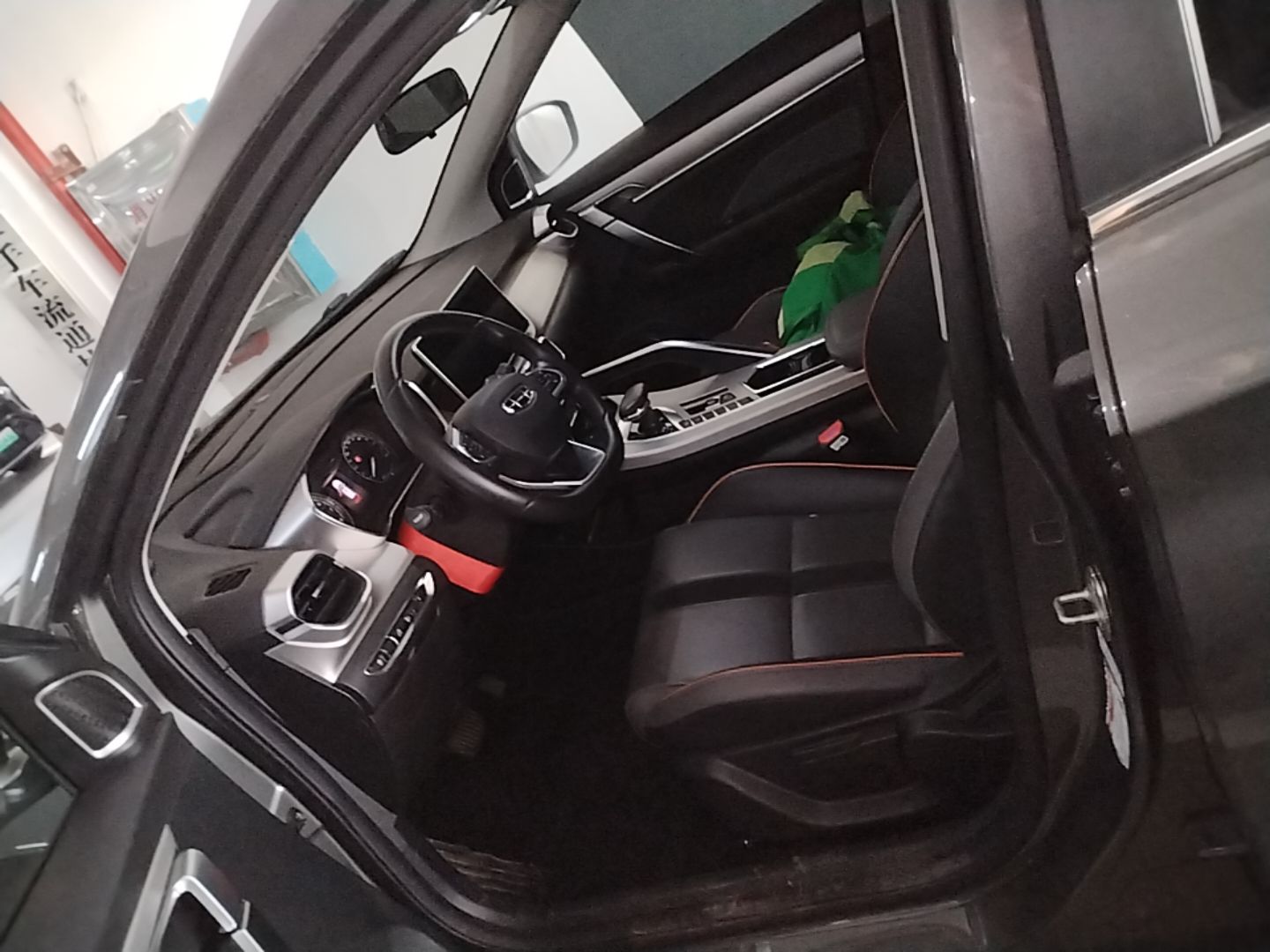 Geely Auto Coolray 2023 1.5T DCT Platinum Edition — снимка 18
