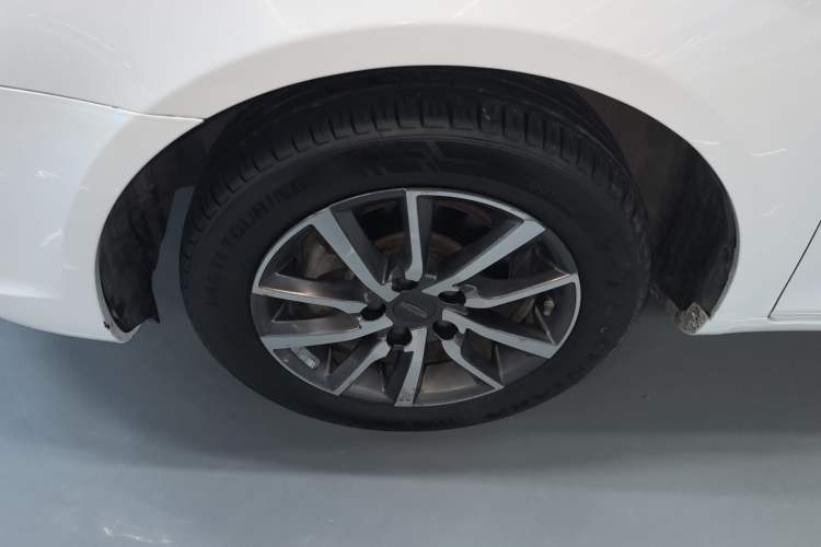 Used Geely Auto Emgrand 2019 Leading Edition 1.5L Manual Upward Asian Games Edition China VI