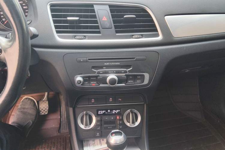 Used Audi Q3 2016 30 TFSI Collector's Edition Comfort Model