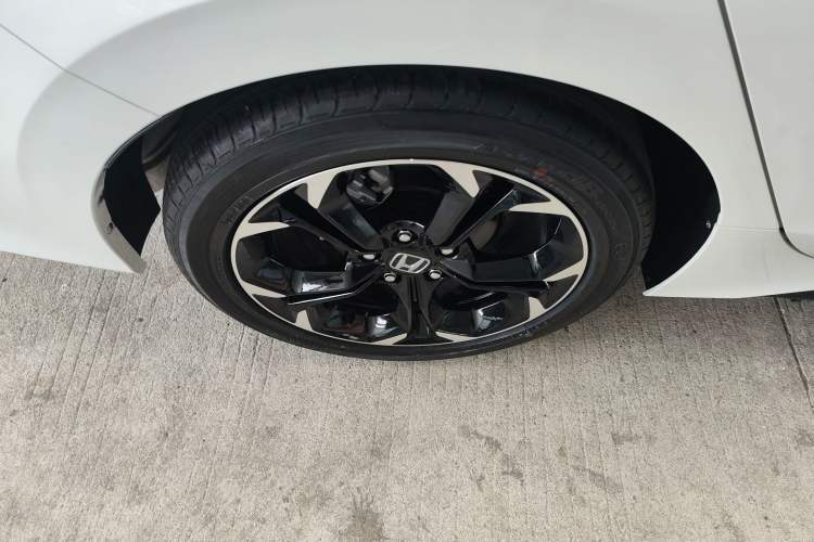 Used Honda Civic 2025 240TURBO CVT SmartFun Pro