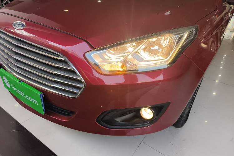 Used Ford Escort 2017 Happiness Edition 1.5L Automatic Fashion Version