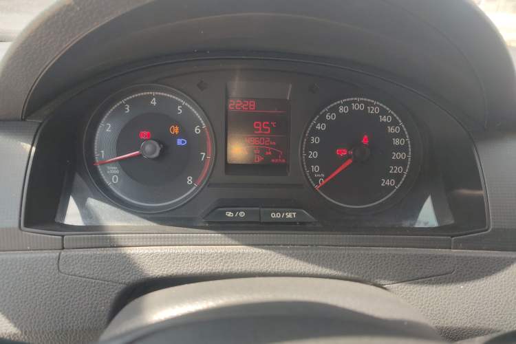 Used Volkswagen Santana 2016 1.6L Manual Fashion Edition
