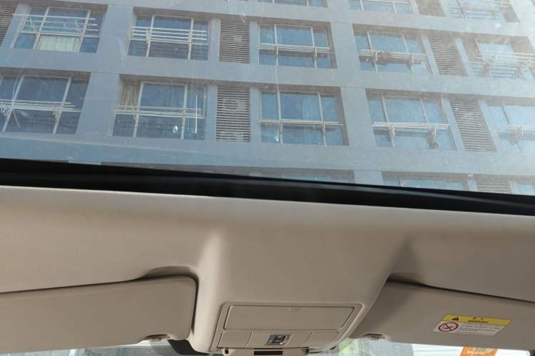 Used Land Rover Discovery Sport 2016 2.0T HSE Headliner