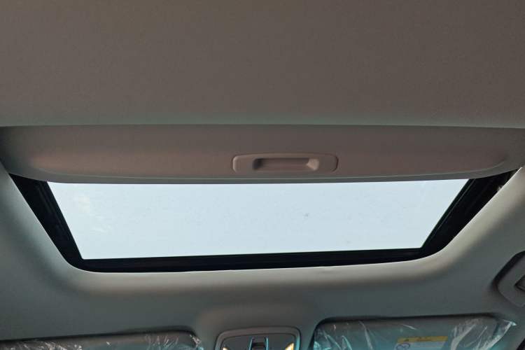 Used GAC Trumpchi M6 2023 PRO 270T DCT Luxury Edition Headliner