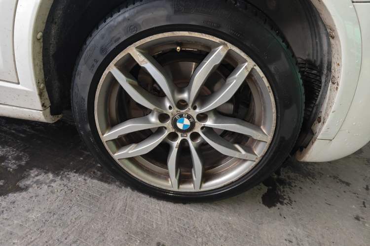 Used BMW X4 
