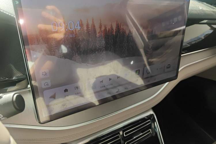 Used BYD Tang New Energy 2025 DM-i 115KM Cloud Ride Flagship Model Audio And AC Panel