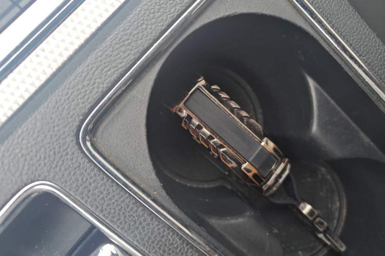 Used Roewe i6 2020 PLUS 1.6L CVT 4G Connected Glory Flagship Edition Vehicle Key