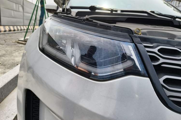 Used Land Rover Discovery Sport 2022 249 PS R-Dynamic S Performance Edition 5 Seats