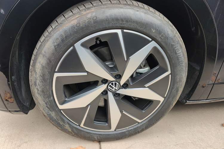 Used Volkswagen ID.4 CROZZ 2024 Facelifted PRO