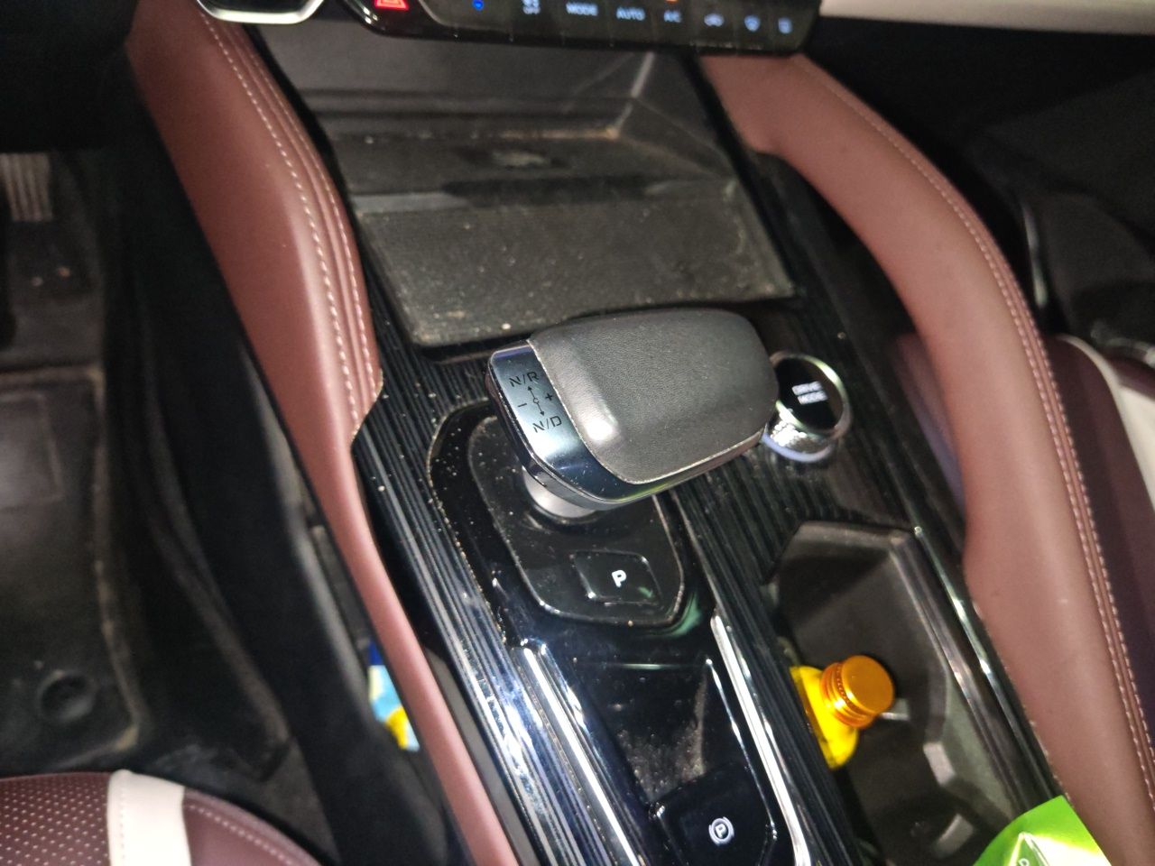 Geely Auto Monjaro L 2021 2.0TD High-Power Automatic All-Wheel-Drive Flagship Version — снимка 14