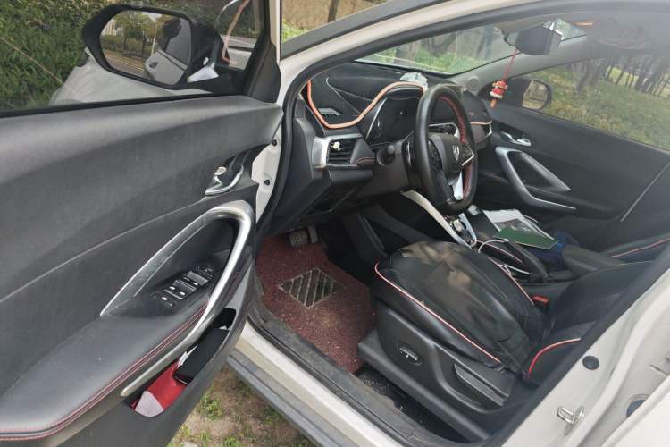 Used Baojun 510 2019 1.5L Automatic Prestige Edition China V Driver Seat