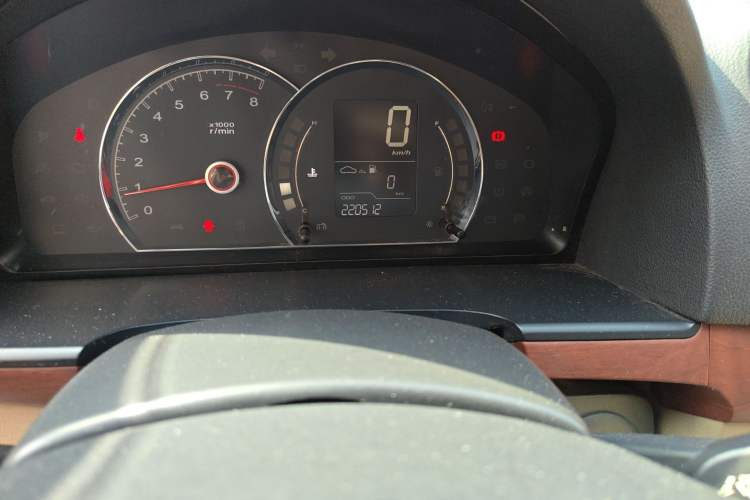 Used Roewe 350 2013 350C 1.5L Manual Swift Edition
