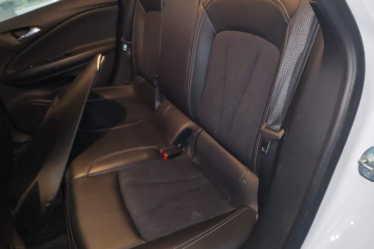 Used Buick Verano 2020 20T CVT Leading Edition Left Rear Seat