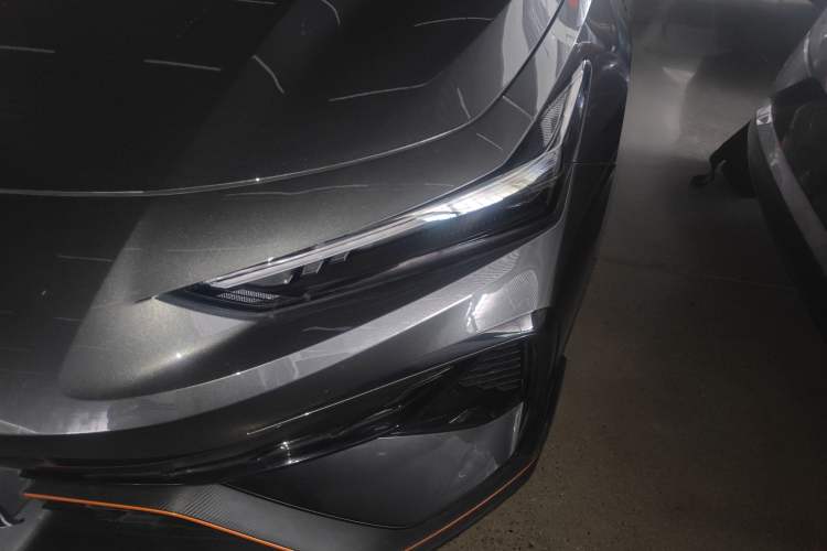 Used CHANGAN UNI-V 2025 Model Third-Generation 2.0T Dynamic Edition