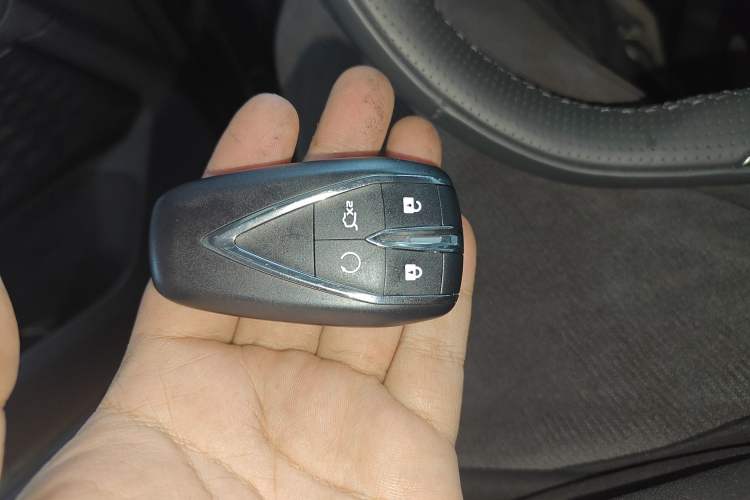 Used Changan UNI-K iDD 2024 ZhiDian iDD 1.5T 135km Smart Leading Model
