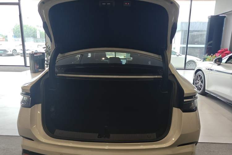 Used BYD Seal 07 DM-i 2025 Intelligent Driving Version DM-i 1.5L 125 km Prestige Edition