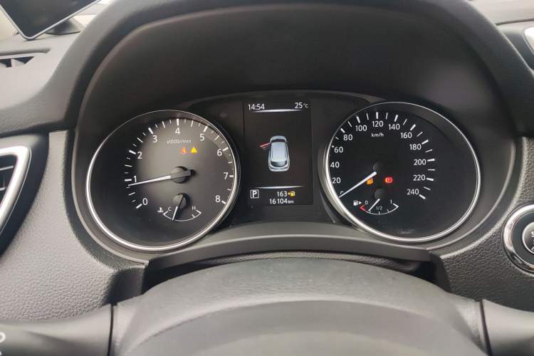 Used Nissan Qashqai 2023 Classic 2.0L CVT XV Comfort Edition Instrument Cluster