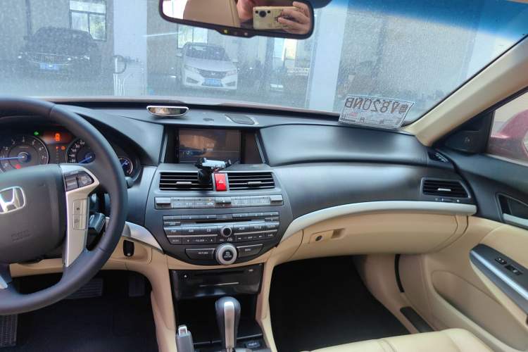 Used Honda Crosstour 2012 2.4L Luxury Edition
