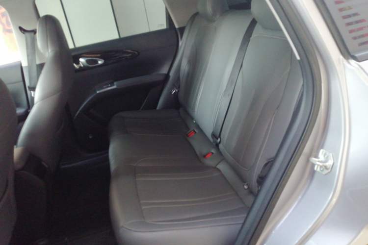 Used Geely Galaxy Geome 2025 310km Youth Edition Left Rear Seat