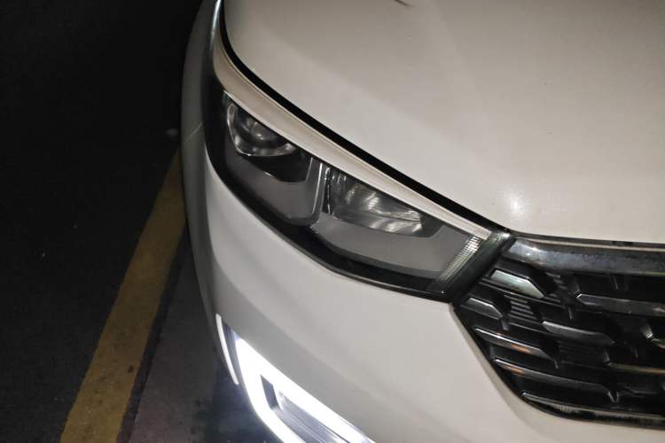 Used Changan CS55 2018 1.5T Automatic Colorful Edition China V Standard
