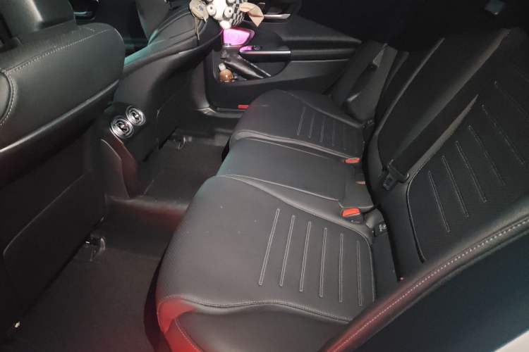 Used Mercedes-Benz C-Class 2023 Second Facelift C 260 L Starry Night Sports Edition
