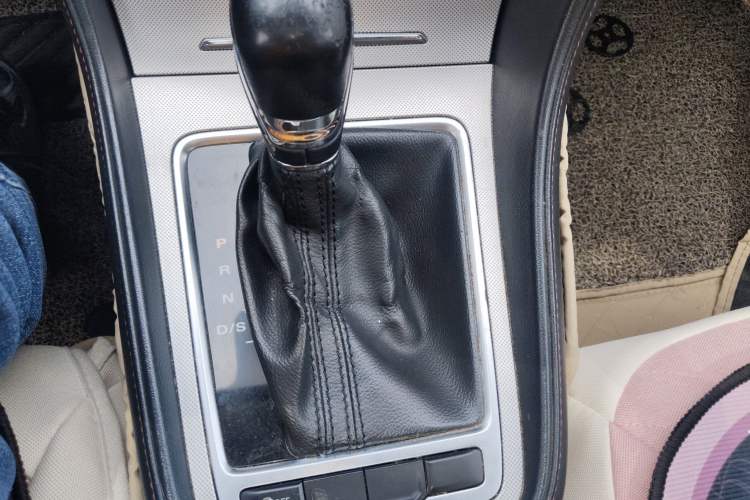 Used MG 6 2017 20T Automatic Elite Smart Connect Version China V Standard
