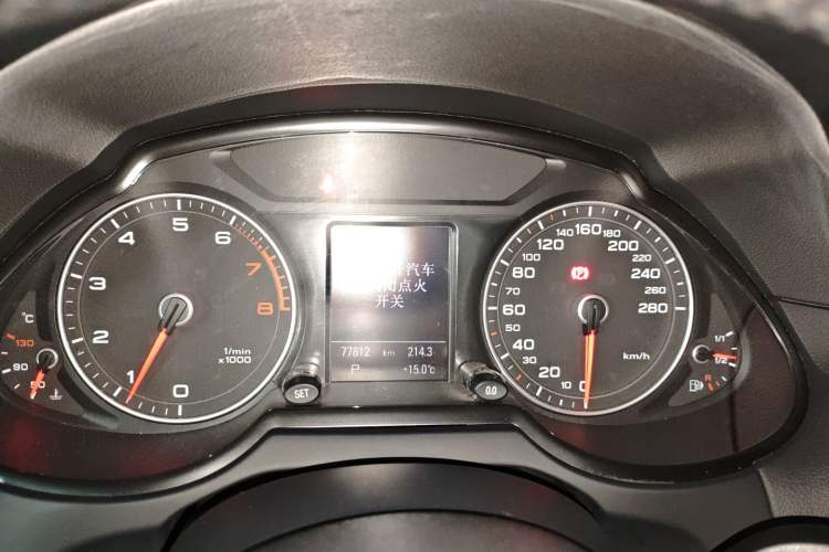 Used Audi Q5 2013 40 TFSI Comfort Edition Instrument Cluster