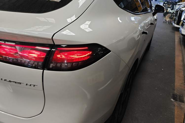 Used Hyptec HT 2024 825 Ultra-High Voltage LiDAR Edition Exterior 3