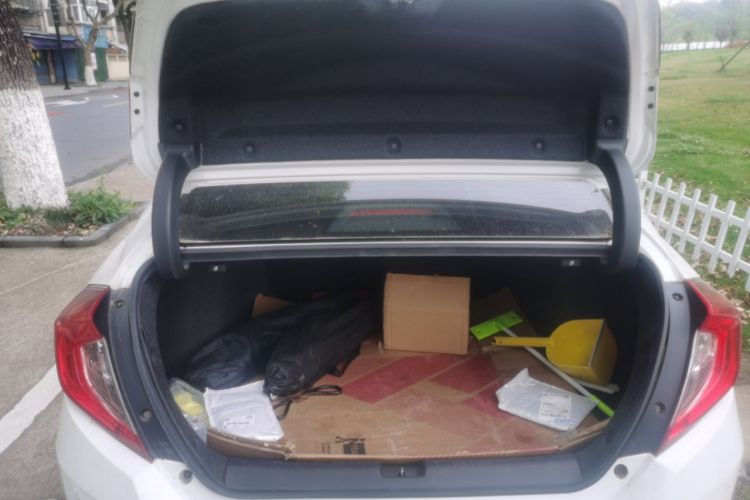 Used Honda Civic 2019 220TURBO CVT Dynamic Edition China VI Emission Standard Trunk