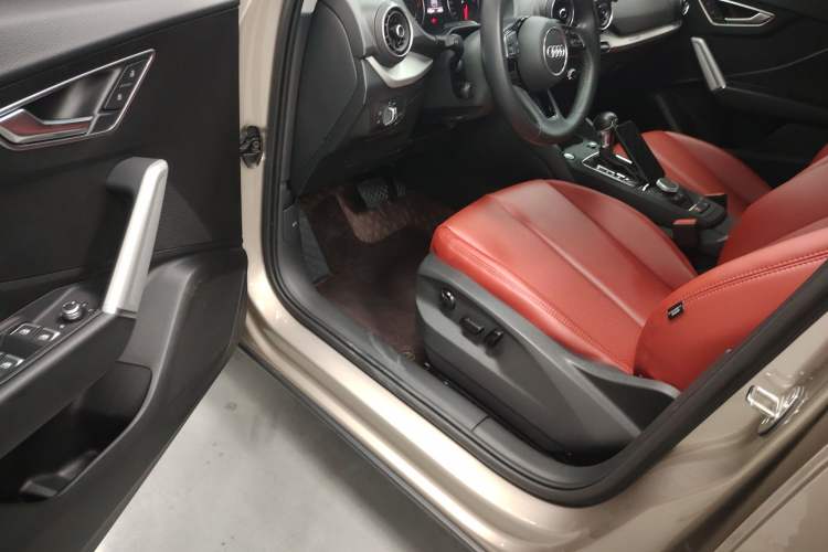 Used Audi Q2L 2020 35 TFSI Ambition Dynamic Edition
