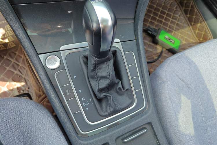 Used Volkswagen Golf 2020 Zhiai Edition 200TSI DSG Comfort Model