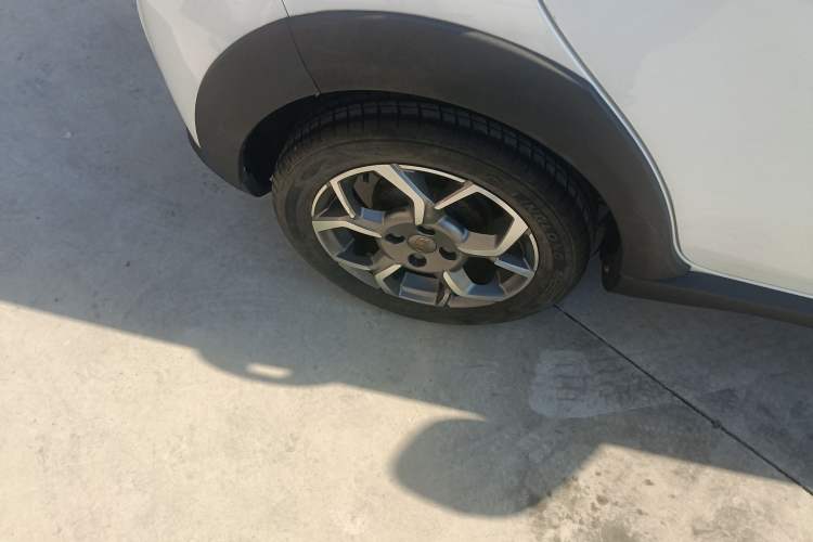 Used Geely Auto Vision X1 2017 1.3L Manual Frenzy Edition