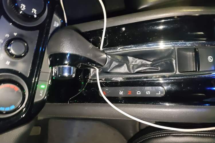 Used Honda Vezel 2017 1.5L CVT 2WD Comfort Model