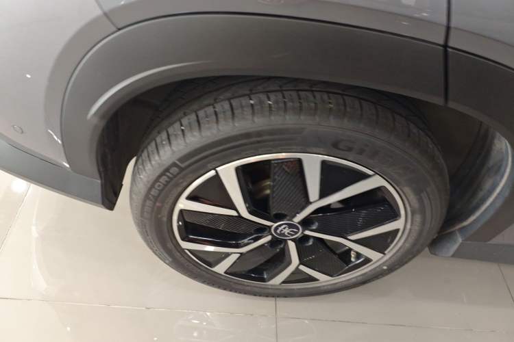 Used BYD Song L DM-i 2025 Intelligent Driving Version 160 km Excellence Edition
