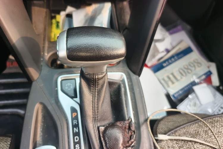 Used GAC Trumpchi GS4 2016 235T G-DCT Elite Edition Gear Lever