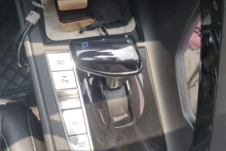 Used Hyundai Elantra 2021 1.5L CVT LUX Prestige Edition