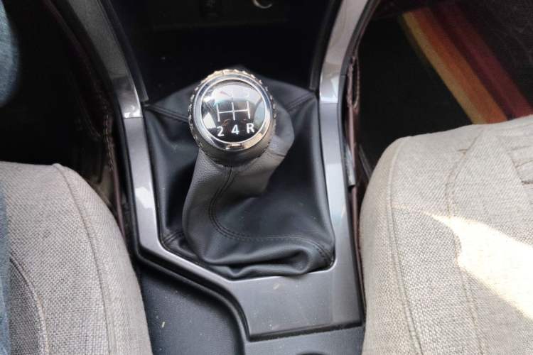 Used Great Wall Wingle 5 2021 2.4L Gasoline Two-Wheel-Drive Progressive Version Big Double Cab China VI Emission Standard 4K22D4M