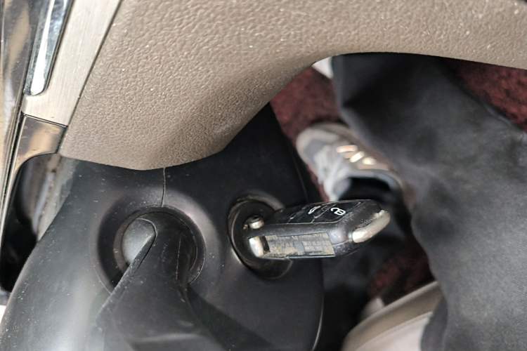 Used Volkswagen Bora 2014 1.6L Manual Comfort Model
