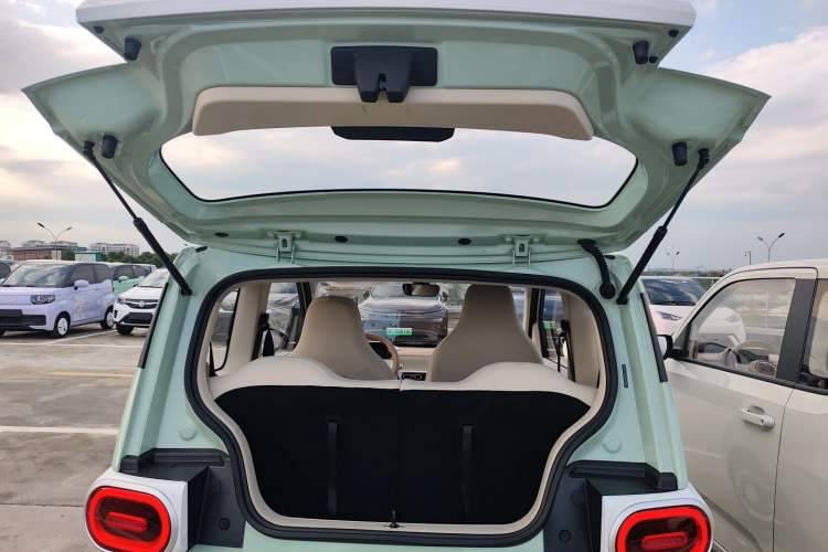 Used Wuling Hongguang MINIEV 2024 3rd Generation 215km Youth Edition