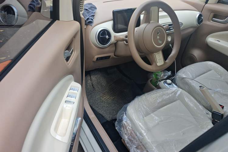 Used Wuling Hongguang MINIEV 2025 Four-Door Version Advanced Edition