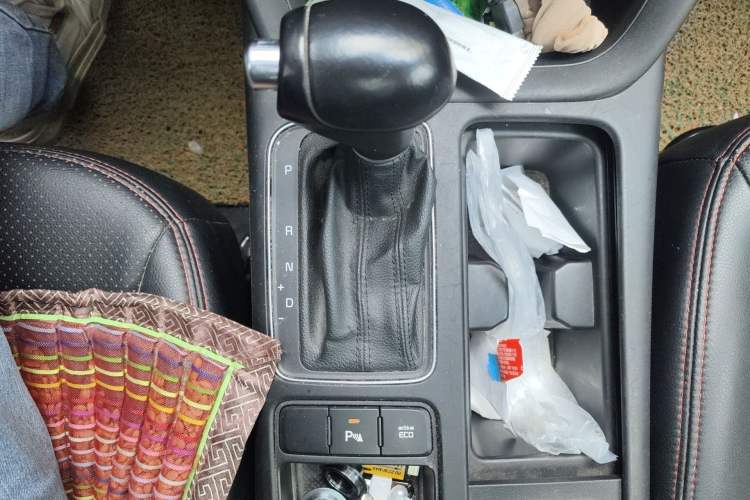 Used Kia Sorento 2013 2.4L 7-Seater Gasoline Comfort Version China IV Standard