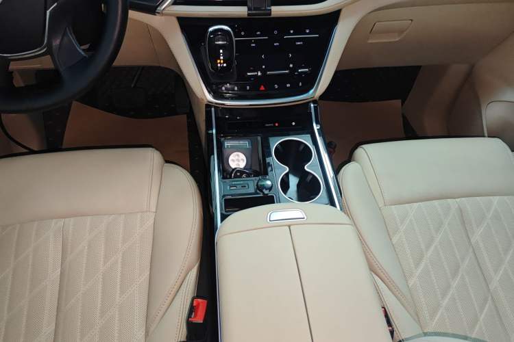 Used Buick GL8 2022 ES Land Cruiser 653T Luxury Model Gear Lever