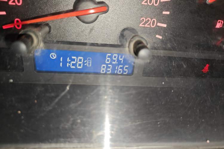 Used Chery Cowin 3 2010 1.5L Manual Elite Edition Odometer Close Up