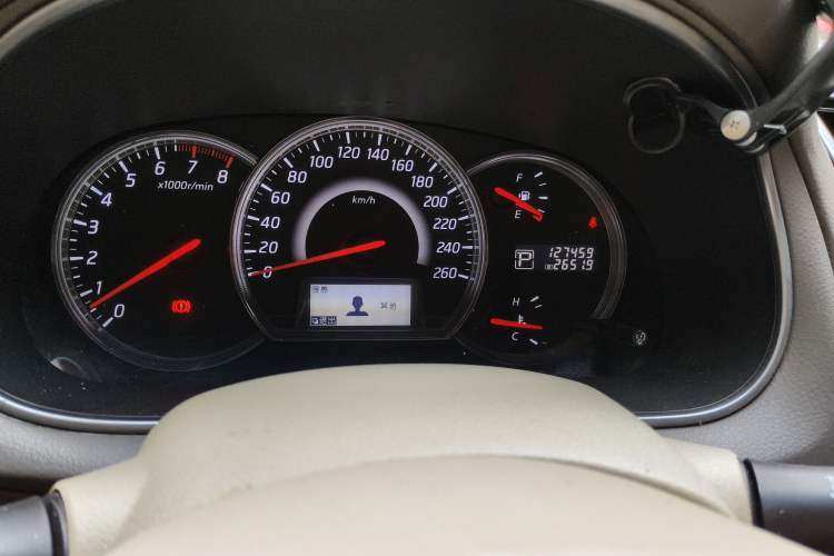 Used Nissan Teana 2011 2.5L XL Advanced Edition Odometer Close Up