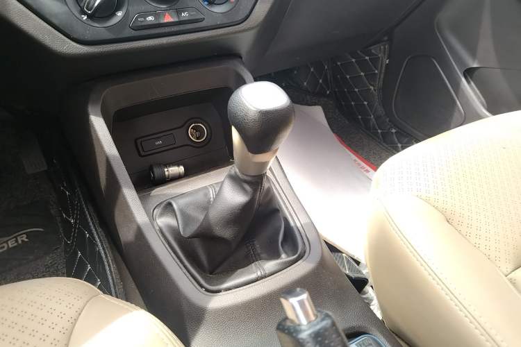 Used Wuling Hongguang 2018 1.5L S Comfort Model L2B
