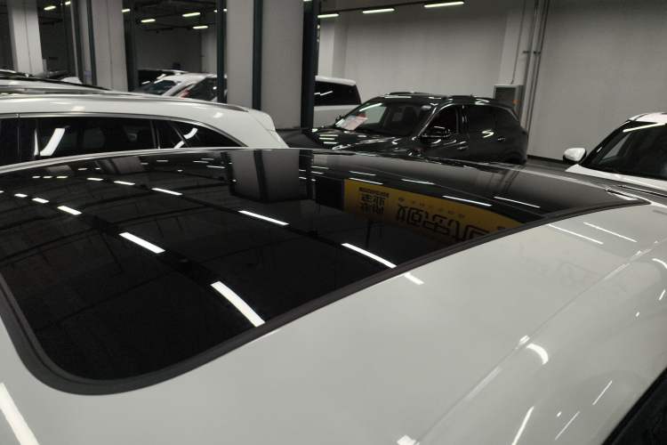 Used Porsche Macan 2017 Macan 2.0T Roof